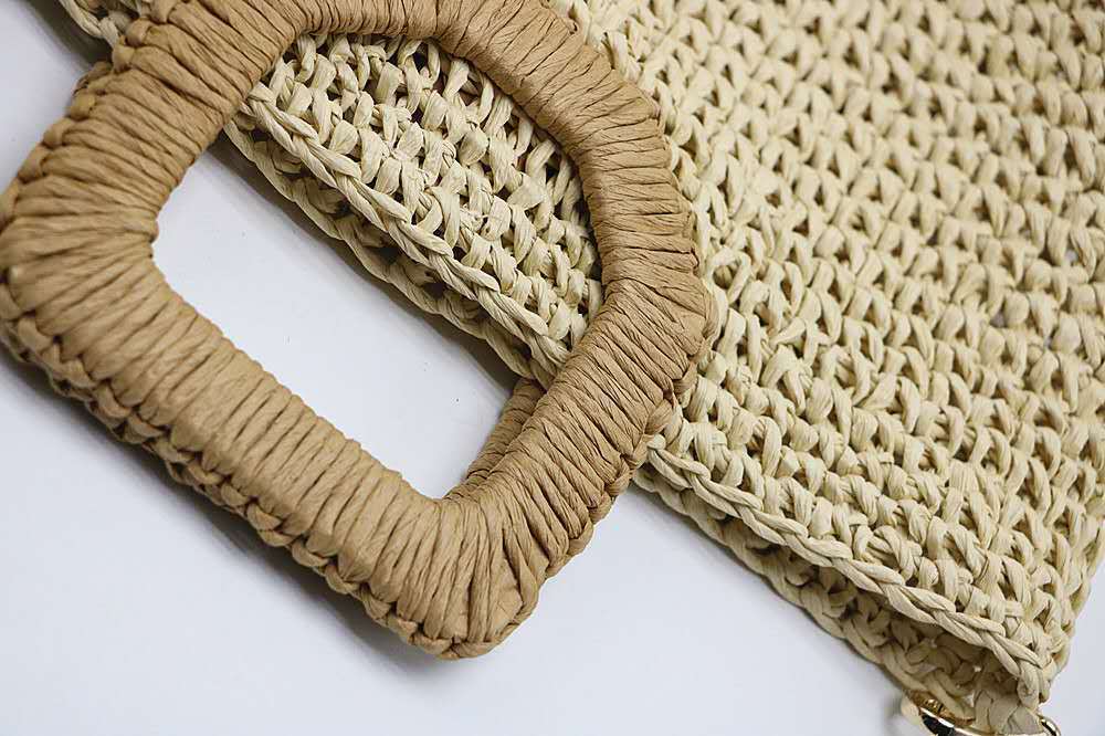 Wooden handle beach bag