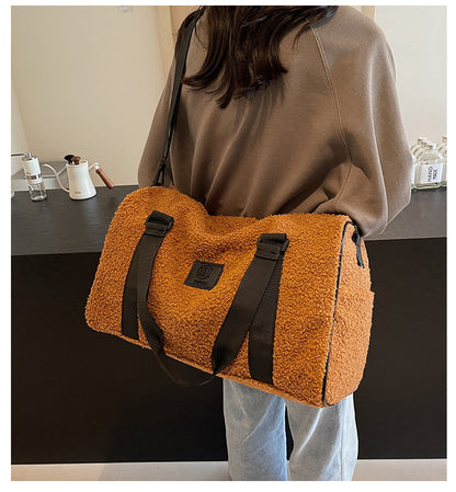 Autumn And Winter New Casual Portable Travel Large Capacity Simple Lambswool Shoulder Crossbody Tote Bag