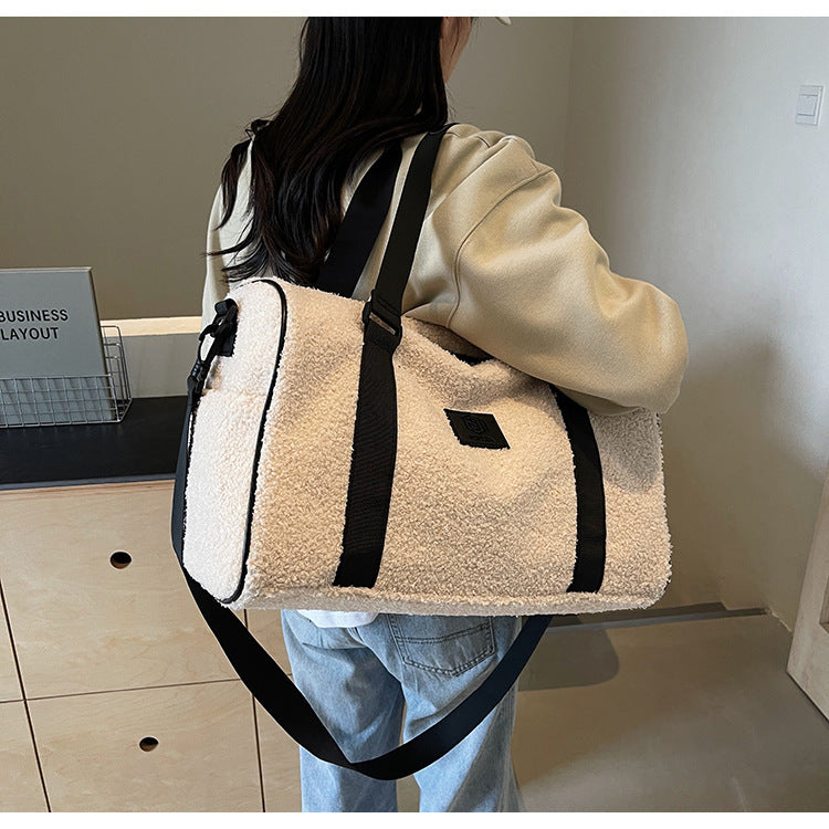 Autumn And Winter New Casual Portable Travel Large Capacity Simple Lambswool Shoulder Crossbody Tote Bag